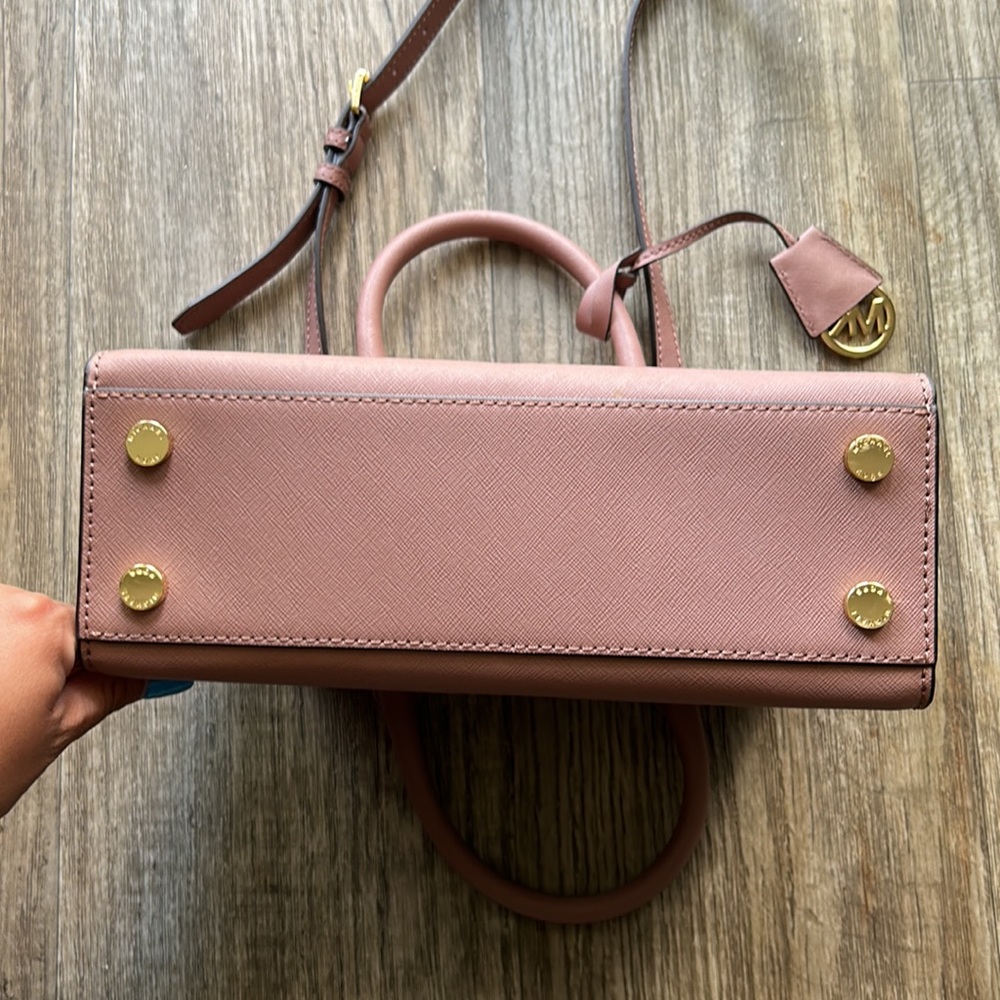 Authentic Michael Kors Small Crossbody Mauve Pink Bag - Picture 3 of 11